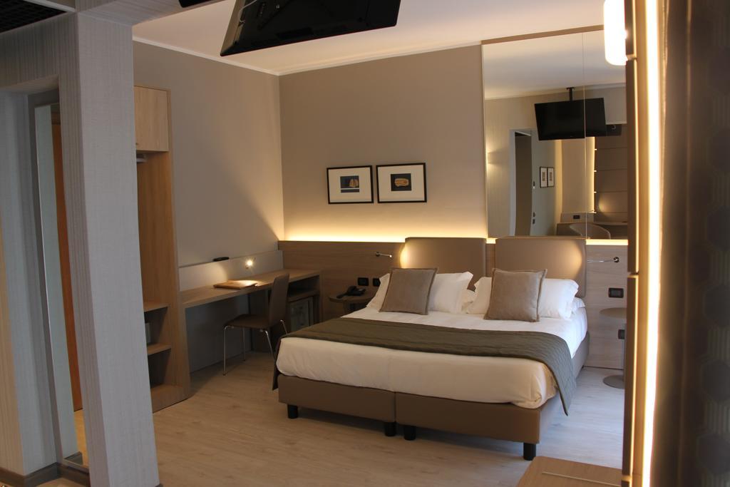 Cardano Hotel Malpensa Cardano al Campo Kültér fotó