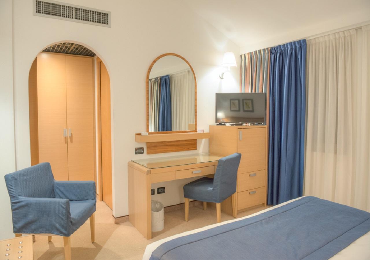 Cardano Hotel Malpensa Cardano al Campo Kültér fotó