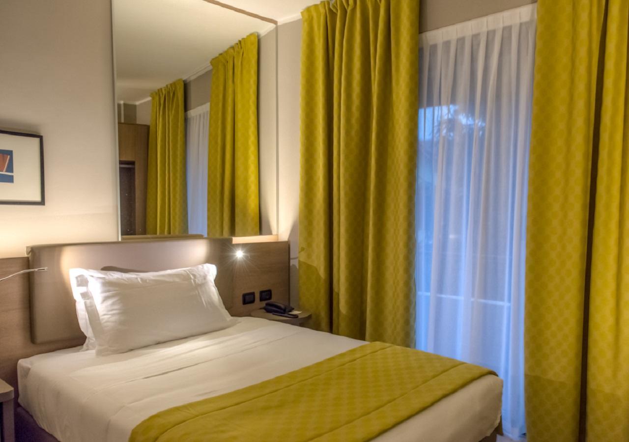Cardano Hotel Malpensa Cardano al Campo Kültér fotó