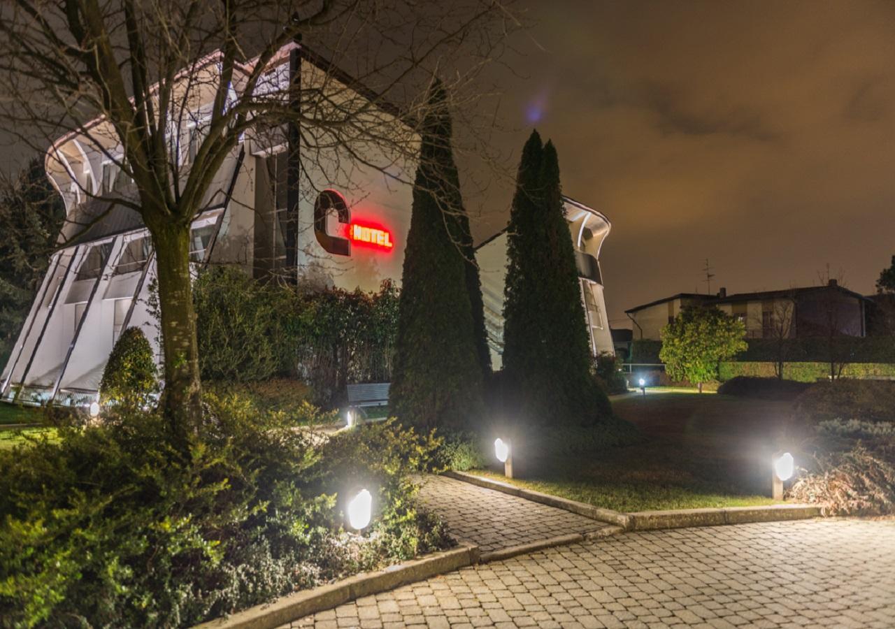 Cardano Hotel Malpensa Cardano al Campo Kültér fotó