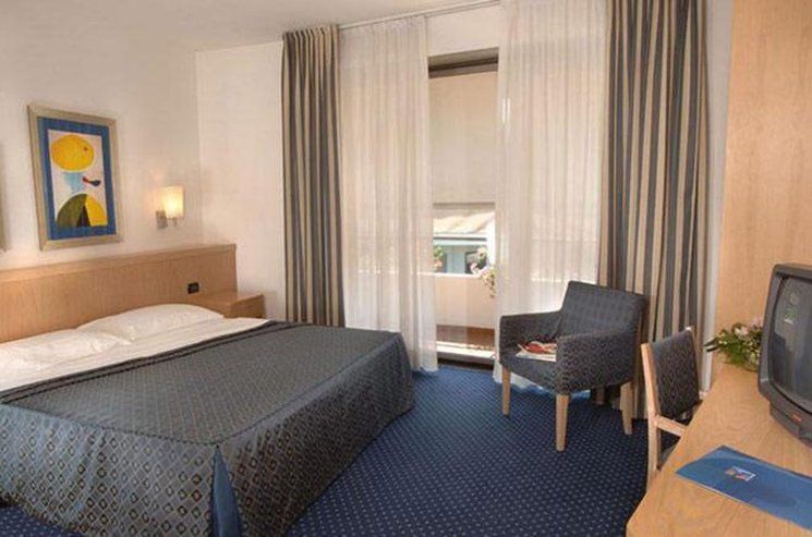 Cardano Hotel Malpensa Cardano al Campo Kültér fotó